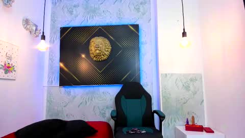 Snapshot of erick_zhimerman chatting on 02/11/25, 08:48 online show from 02/11/25, 08:48