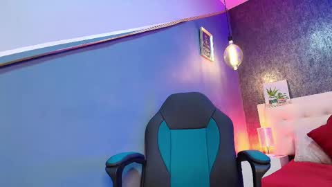 Snapshot of erick_zhimerman chatting on 02/27/25, 03:36 online show from 02/27/25, 03:36