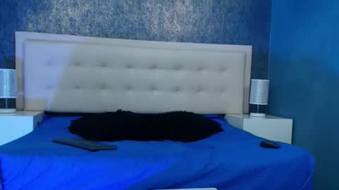 Snapshot of erick_zhimerman chatting on 09/15/25, 03:06 online show from 09/15/25, 03:06