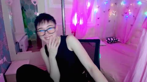 Snapshot of erickafetish chatting on 11/06/25, 03:35 Ericka online show from 11/06/25, 03:35