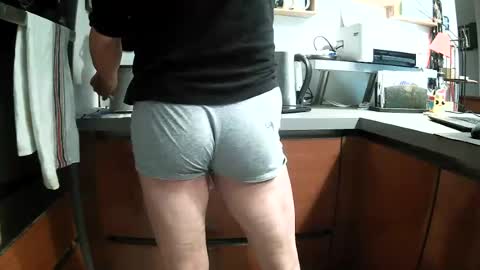 Snapshot of ericstephcam31 chatting on 06/25/26, 08:30 Steph et Eric online show from 06/25/26, 08:30