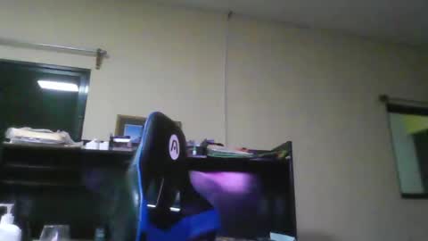 erik1781 online show from 12/14/24, 03:40