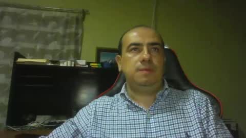 Snapshot of erik1781 chatting on 04/21/26, 01:07 erik1781 online show from 04/21/26, 01:07