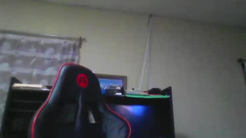 Snapshot of erik1781 chatting on 04/21/26, 01:42 erik1781 online show from 04/21/26, 01:42