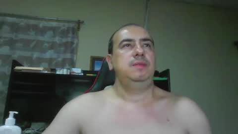 Snapshot of erik1781 chatting on 04/23/26, 04:14 erik1781 online show from 04/23/26, 04:14