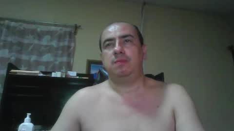 Snapshot of erik1781 chatting on 05/13/26, 04:10 erik1781 online show from 05/13/26, 04:10