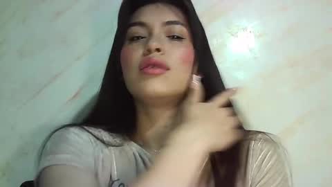 Erika online show from 04/08/26, 04:29