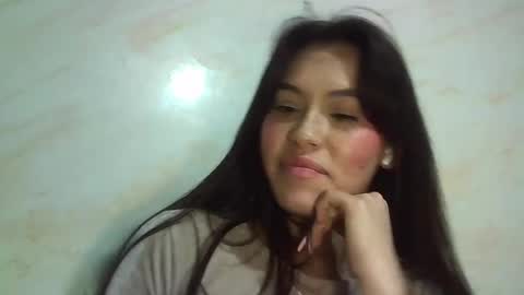 Snapshot of erika_depp chatting on 04/19/26, 06:10 Erika online show from 04/19/26, 06:10