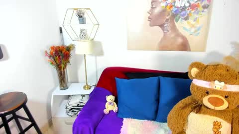 E R I K A  - L  Y R I C S online show from 05/11/26, 04:40
