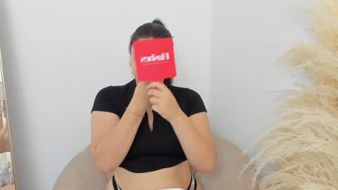 Snapshot of erika_mendez1 chatting on 12/12/24, 08:43 Erika Mendez online show from 12/12/24, 08:43