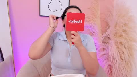 Snapshot of erika_mendez1 chatting on 01/16/25, 08:25 Erika Mendez online show from 01/16/25, 08:25