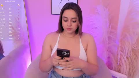 Snapshot of erika_mendez1 chatting on 09/12/25, 07:47 Erika Mendez online show from 09/12/25, 07:47