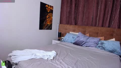 Erika online show from 10/21/25, 08:37