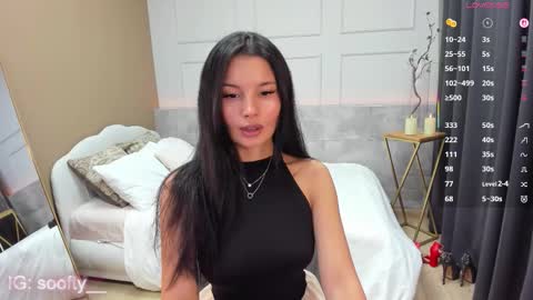 Erika online show from 10/01/25, 01:06