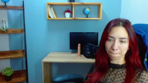 Snapshot of erika_stevens chatting on 12/28/24, 03:26 E R I K A - SAGITARIO..... online show from 12/28/24, 03:26