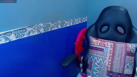 Snapshot of erika_stevens chatting on 03/08/25, 05:43 E R I K A - SAGITARIO..... online show from 03/08/25, 05:43