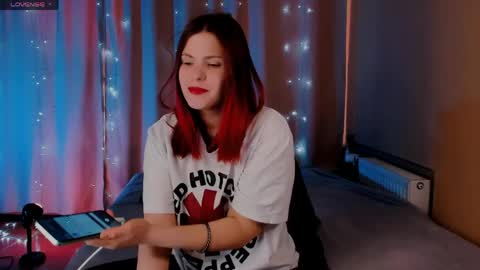 Snapshot of erika_with_love chatting on 04/12/26, 03:33 Erika online show from 04/12/26, 03:33