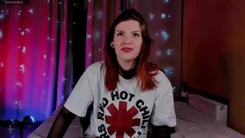 Snapshot of erika_with_love chatting on 05/05/26, 08:28 Erika online show from 05/05/26, 08:28