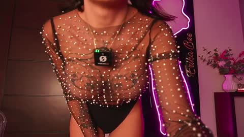 Snapshot of erikabee chatting on 11/12/25, 08:08 Venus Skye online show from 11/12/25, 08:08