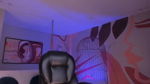 Snapshot of erikabenz chatting on 03/13/26, 12:23 Erika Benz online show from 03/13/26, 12:23
