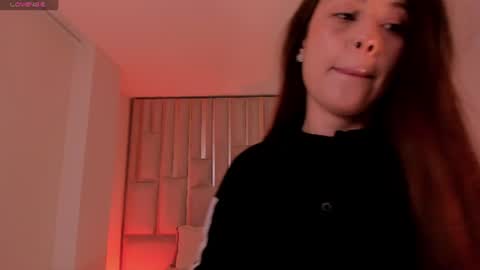 Snapshot of erikabenz chatting on 06/10/26, 12:26 Erika Benz online show from 06/10/26, 12:26