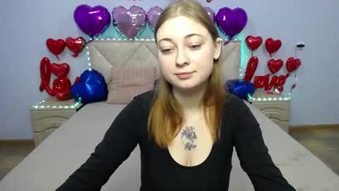 Snapshot of erikafanks chatting on 02/13/25, 08:03 erikafanks online show from 02/13/25, 08:03