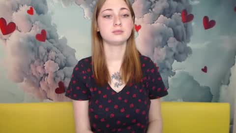 Snapshot of erikafanks chatting on 03/06/25, 05:24 erikafanks online show from 03/06/25, 05:24