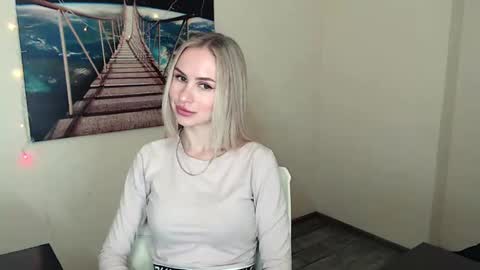 Erika online show from 02/13/25, 01:05