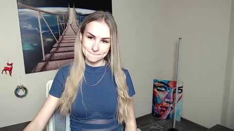 Erika online show from 01/19/26, 01:15