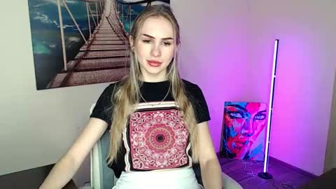 Erika online show from 02/27/26, 01:22