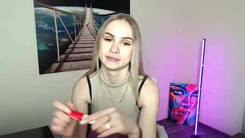 Erika online show from 03/31/26, 11:54