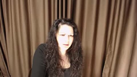 Snapshot of erikagold chatting on 02/16/26, 04:30 ErikaGold online show from 02/16/26, 04:30