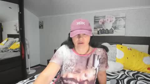 Snapshot of erikagold chatting on 05/20/26, 03:13 ErikaGold online show from 05/20/26, 03:13