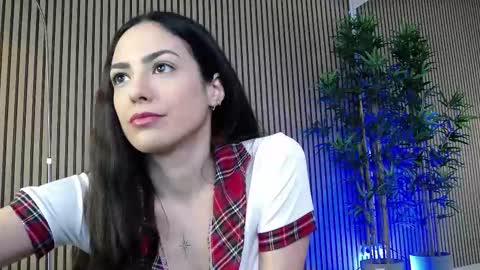 erikarossee online show from 02/06/26, 07:02