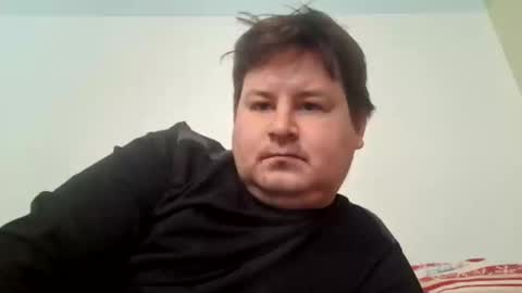 Snapshot of erikstar chatting on 01/07/26, 12:40 erikstar online show from 01/07/26, 12:40