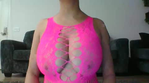 erin2025 online show from 11/29/25, 05:32