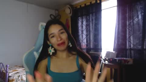 erina_1 online show from 12/17/24, 04:11