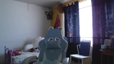 erina_1 online show from 12/26/24, 04:36