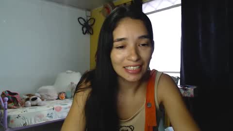 erina_1 online show from 01/03/25, 05:53