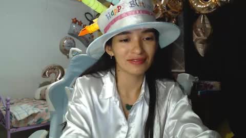 erina_1 online show from 03/02/25, 03:13