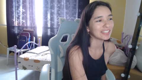 erina_1 online show from 09/13/25, 03:34