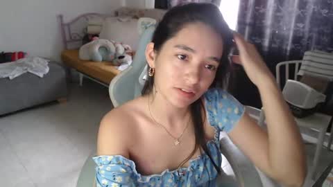 Snapshot of erina_1 chatting on 04/22/26, 05:36 erina_1 online show from 04/22/26, 05:36