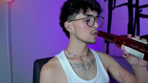   online show from 10/29/25, 07:32