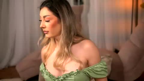 Snapshot of erisvesper chatting on 07/15/26, 03:01 Eris online show from 07/15/26, 03:01