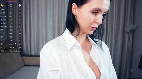 Erline and Monica online show from 11/27/25, 07:16