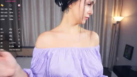 Erline and Monica online show from 11/30/25, 07:07