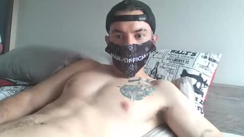 Snapshot of erneangel93 chatting on 02/11/25, 02:57 Private open straight big uncut cock add my snap online show from 02/11/25, 02:57