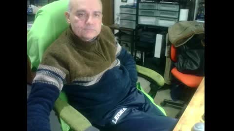 Snapshot of ernello chatting on 01/08/26, 07:27 ernello online show from 01/08/26, 07:27