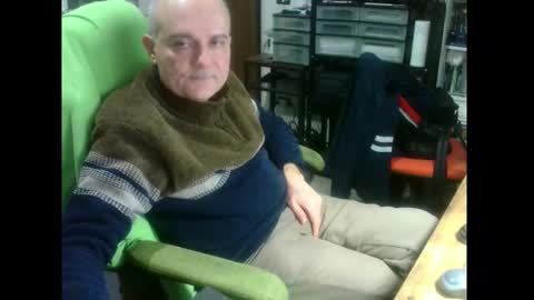 Snapshot of ernello chatting on 01/15/26, 07:06 ernello online show from 01/15/26, 07:06