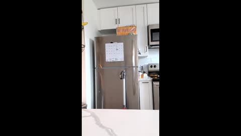 Snapshot of ernestdom123 chatting on 02/27/26, 05:57 Hmmmhmmmm online show from 02/27/26, 05:57